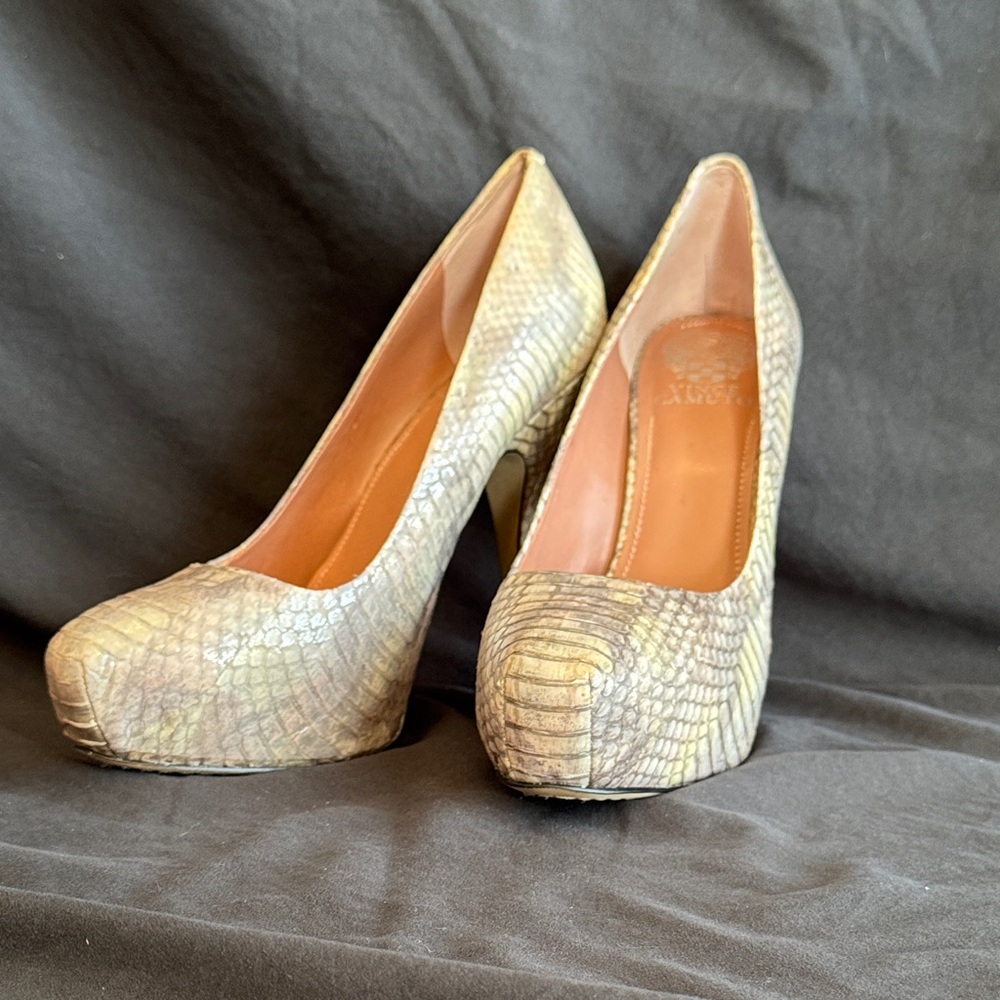 Vince Camuto Light Purple Snakeskin Heels